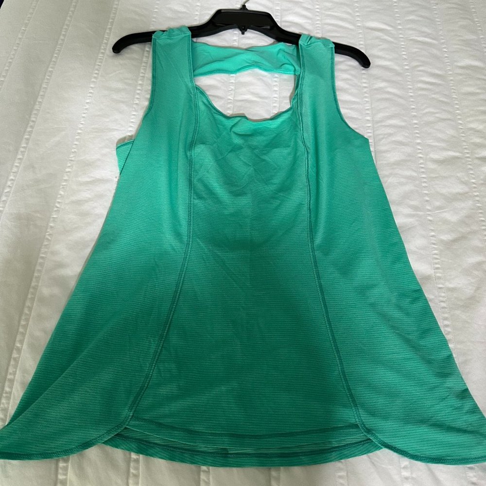 EUC Lululemon Teal Workout Tank Top